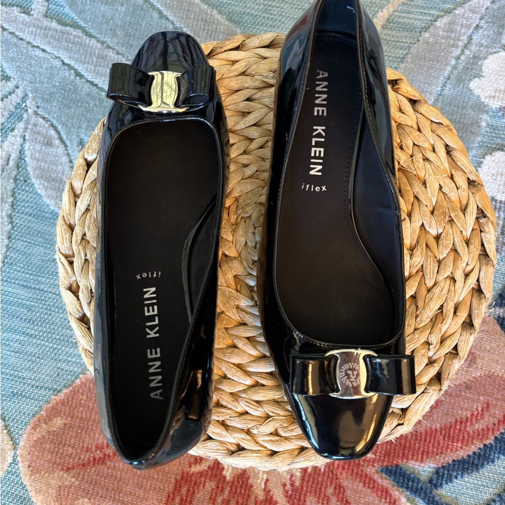 Anne Klein Glossy Black Flats with Bow
